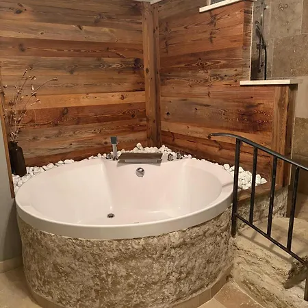 Villa Grande Avec Piscine Face Au Mont Ventoux *
