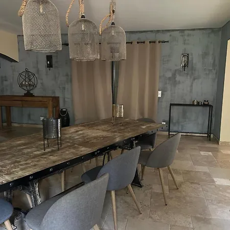 Villa Grande Avec Piscine Face Au Mont Ventoux